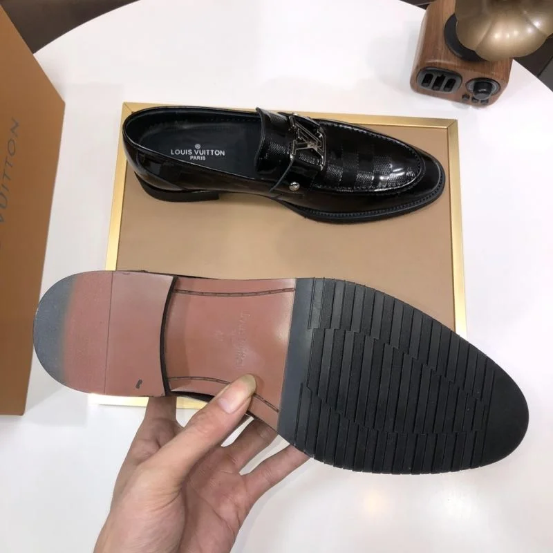 Timeless Louis Vuitton Business Shoes 30831