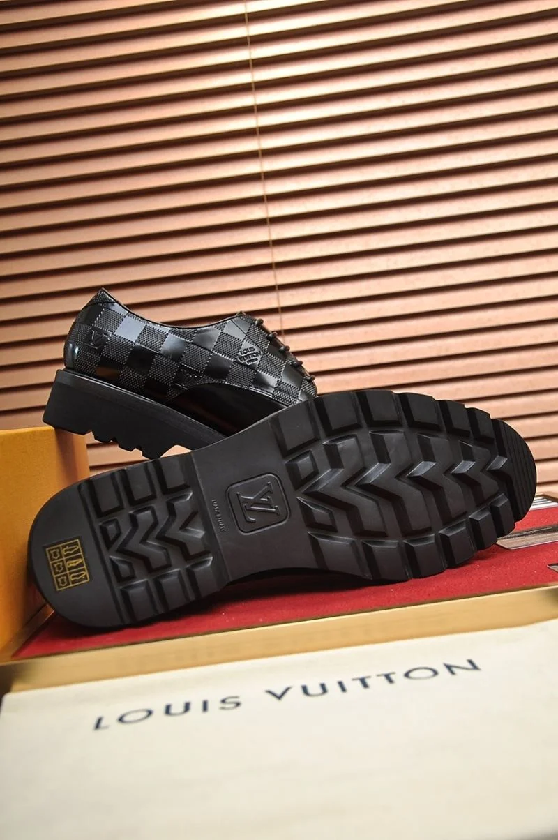 Louis Vuitton Business Shoes MultiPurpose 30822