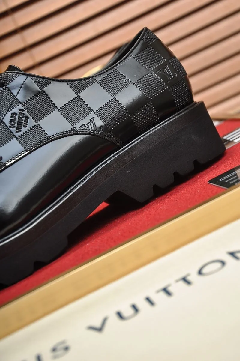 Louis Vuitton Business Shoes MultiPurpose 30822