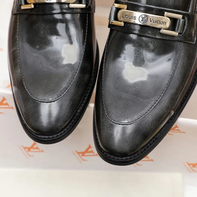 Louis Vuitton Business Shoes Fashionable 30823