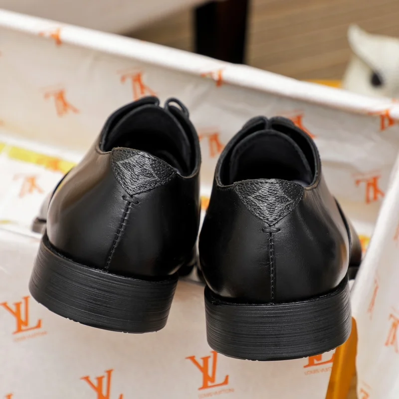 Louis Vuitton Business Shoes StreetReady 30811