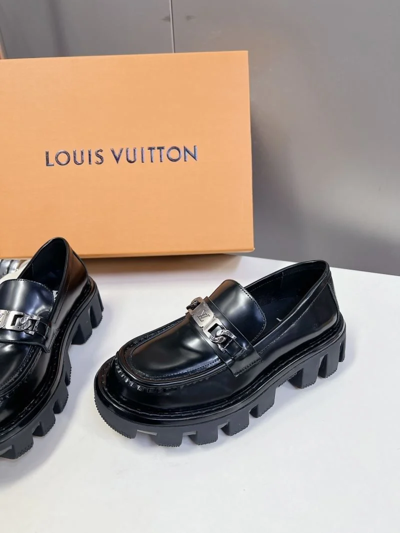 Refined Louis Vuitton Business Shoes 31649