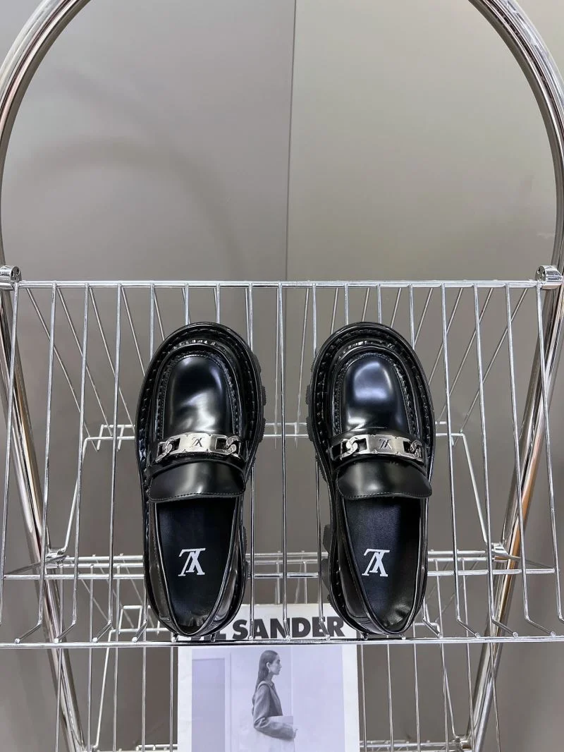 Refined Louis Vuitton Business Shoes 31649