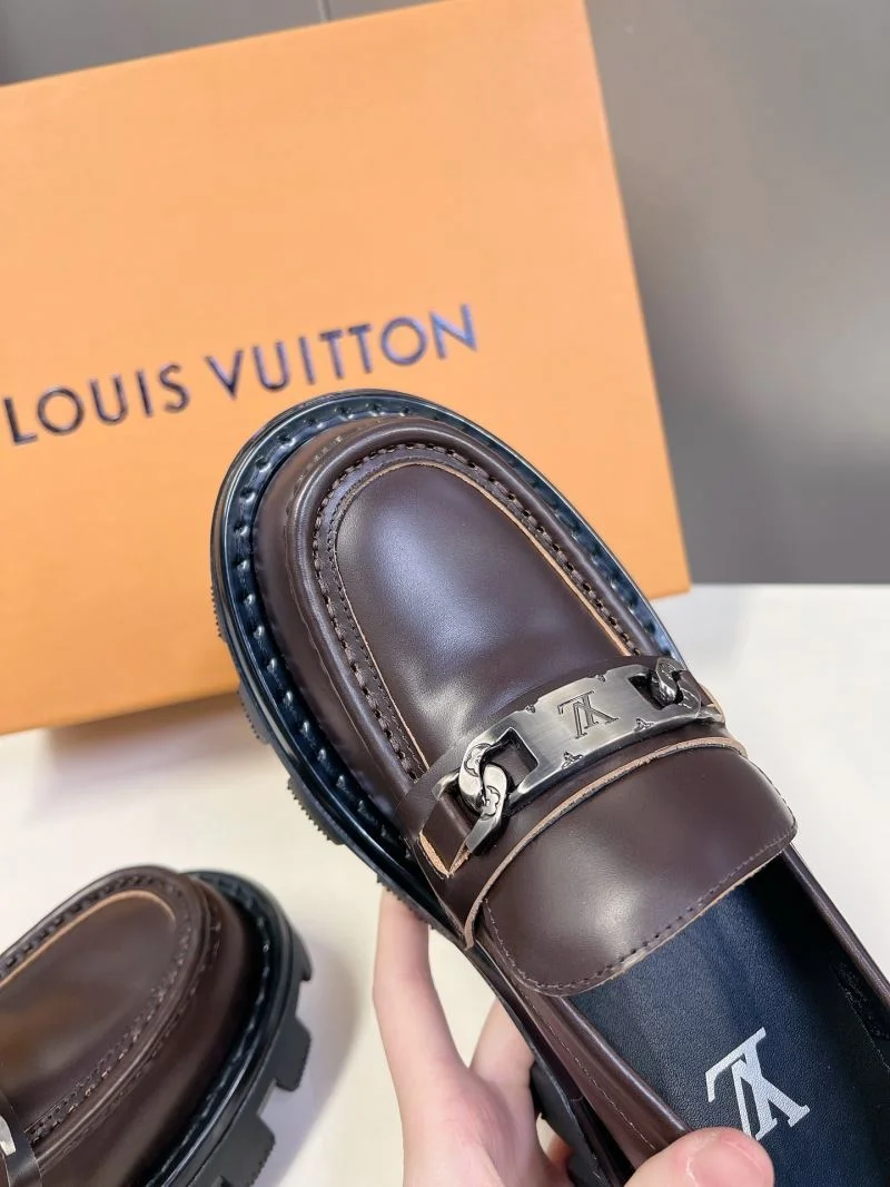 Louis Vuitton Business Shoes Resilient 31654
