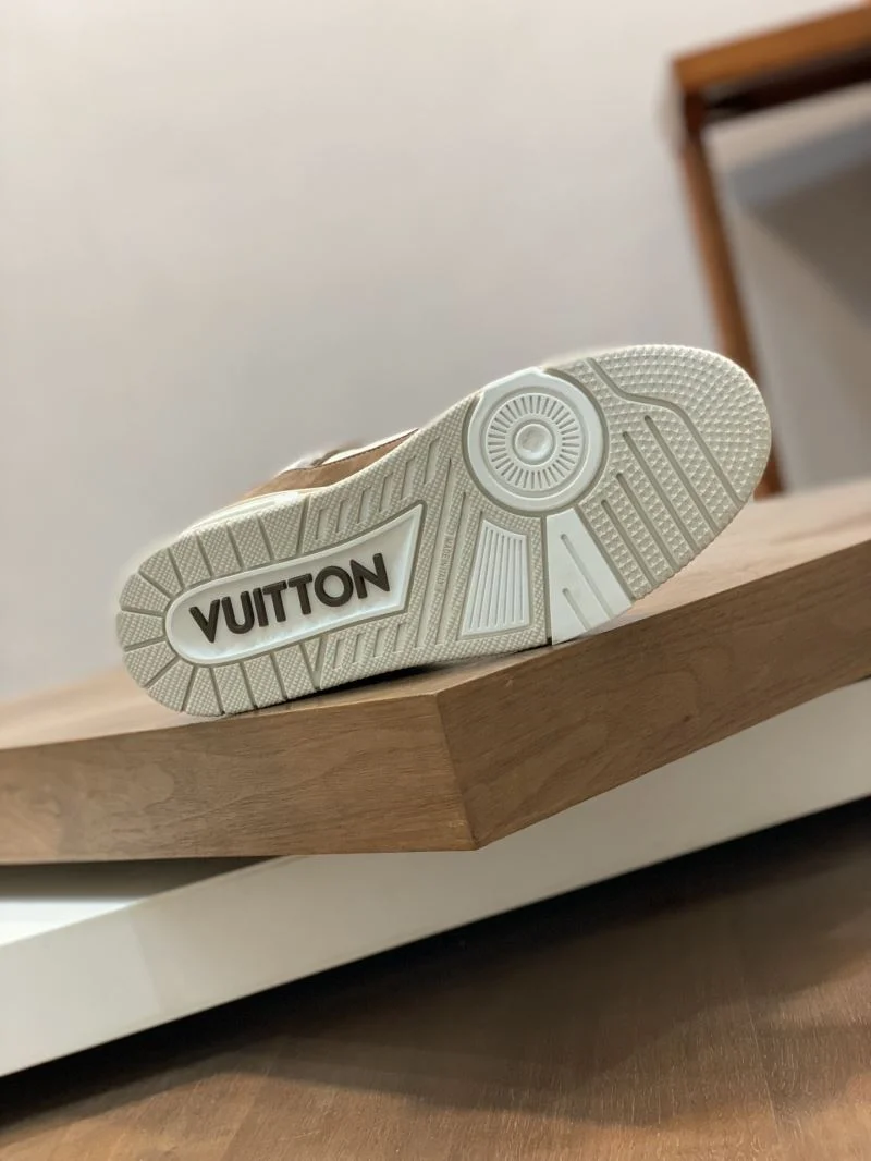 Louis Vuitton Business Shoes Youthful 32404