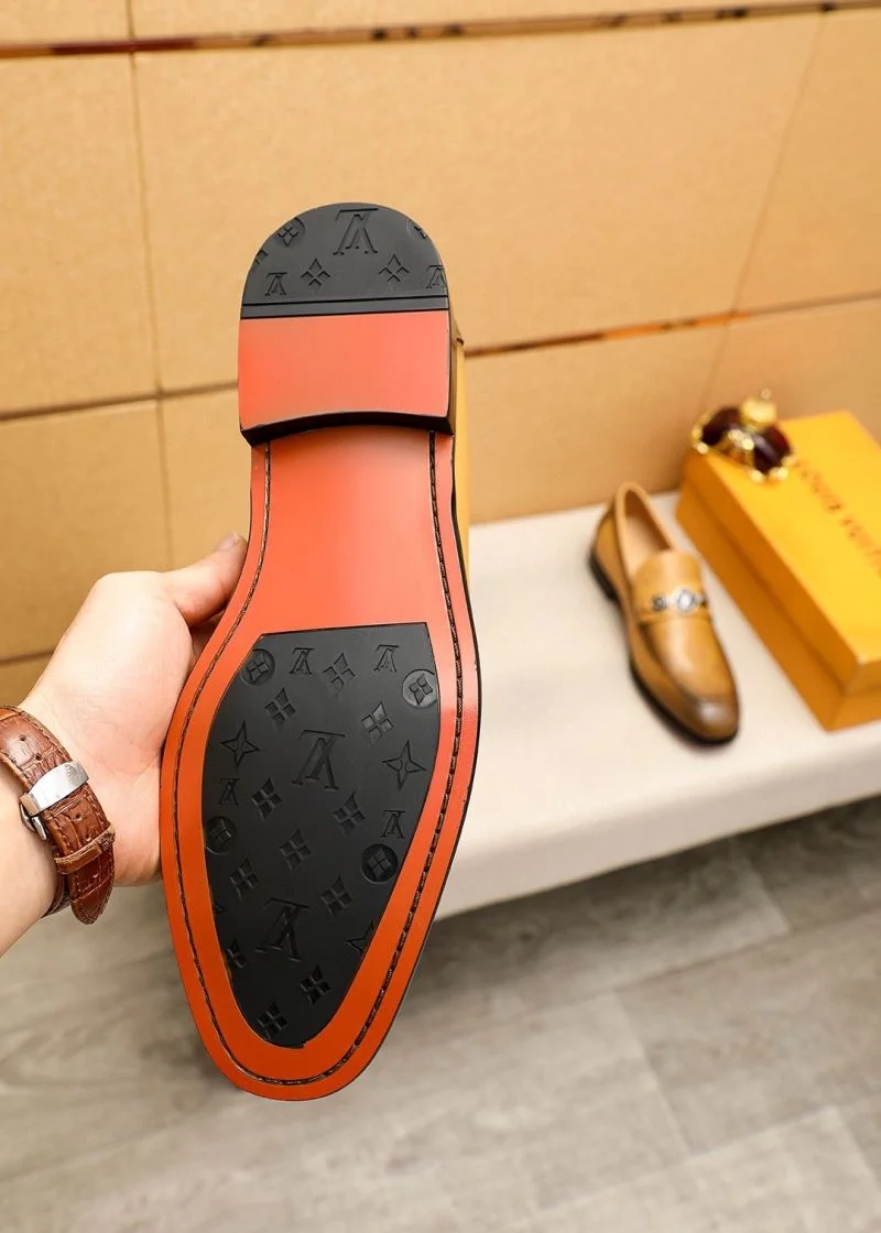 Bright Louis Vuitton Business Shoes 33229