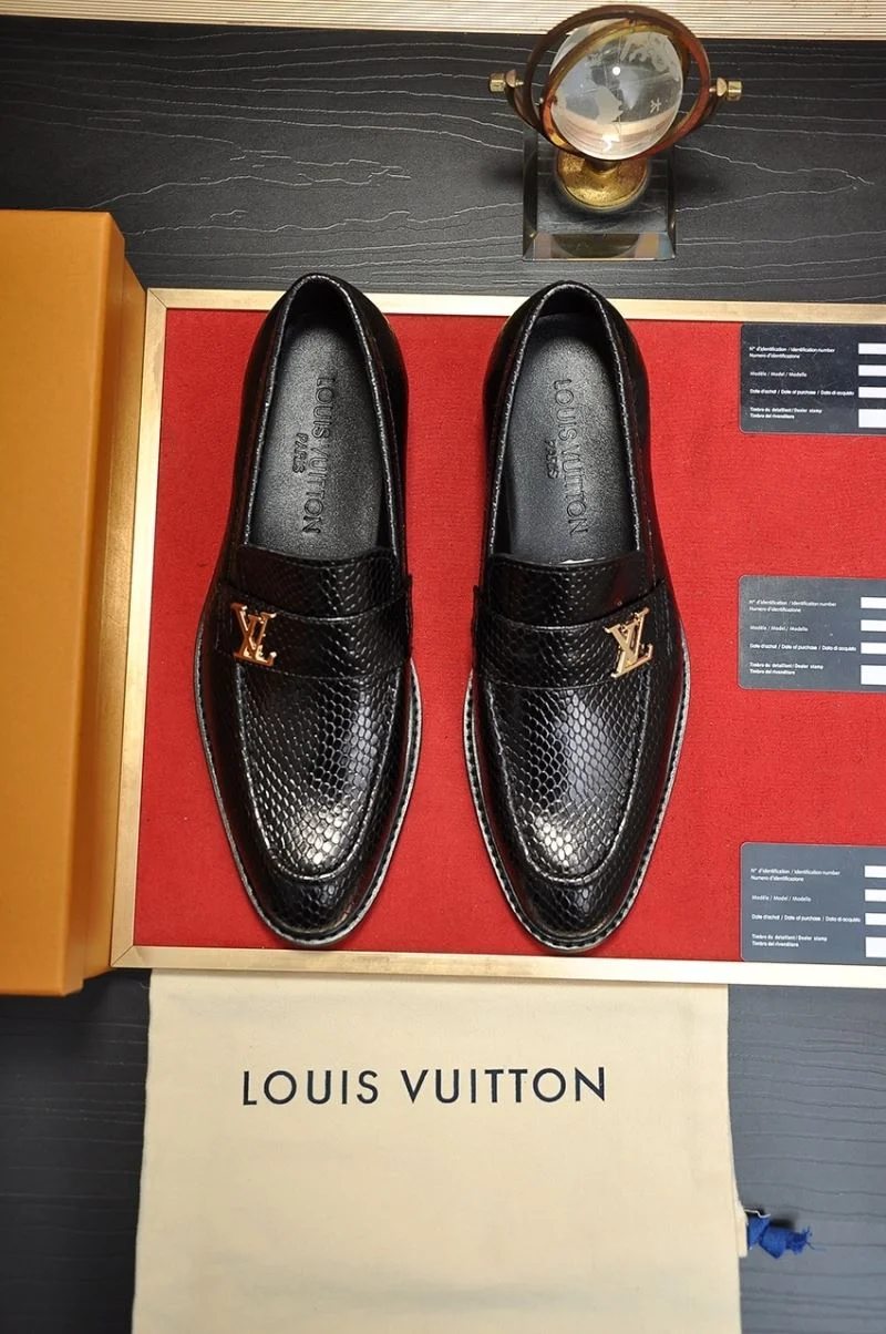 Louis Vuitton Business Shoes Bright 33206