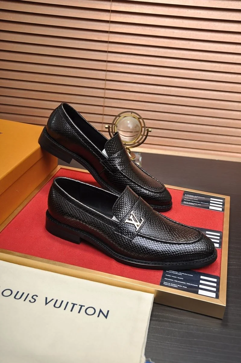 Louis Vuitton Business Shoes Bright 33206