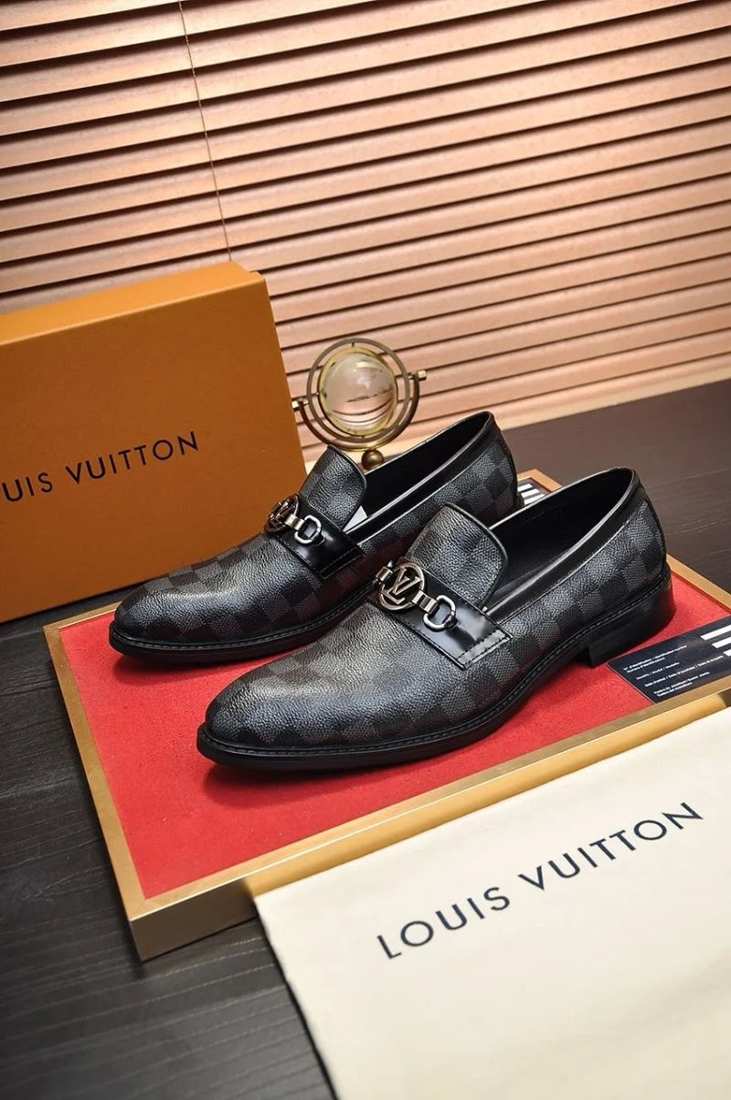 Louis Vuitton Business Shoes Sporty 33228
