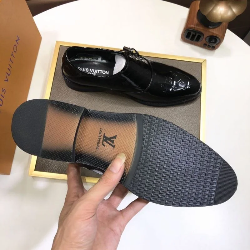 Durable Louis Vuitton Business Shoes 33198