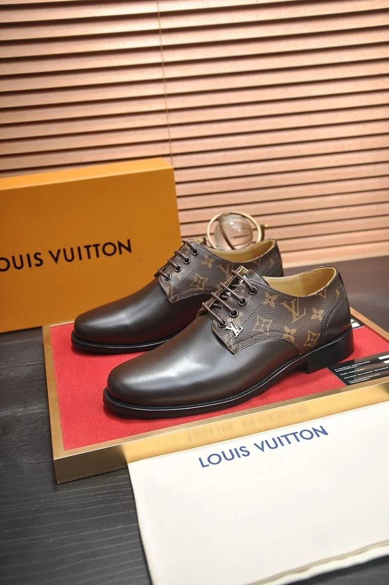 Bright Louis Vuitton Business Shoes 33166