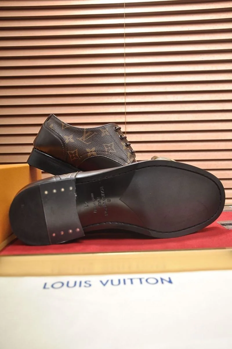 Bright Louis Vuitton Business Shoes 33166