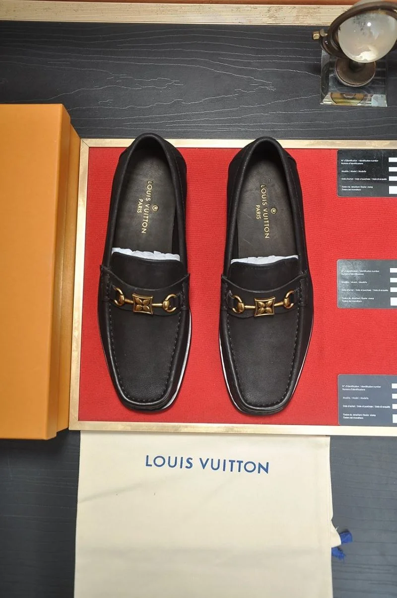 Louis Vuitton Business Shoes Trendsetting 33191