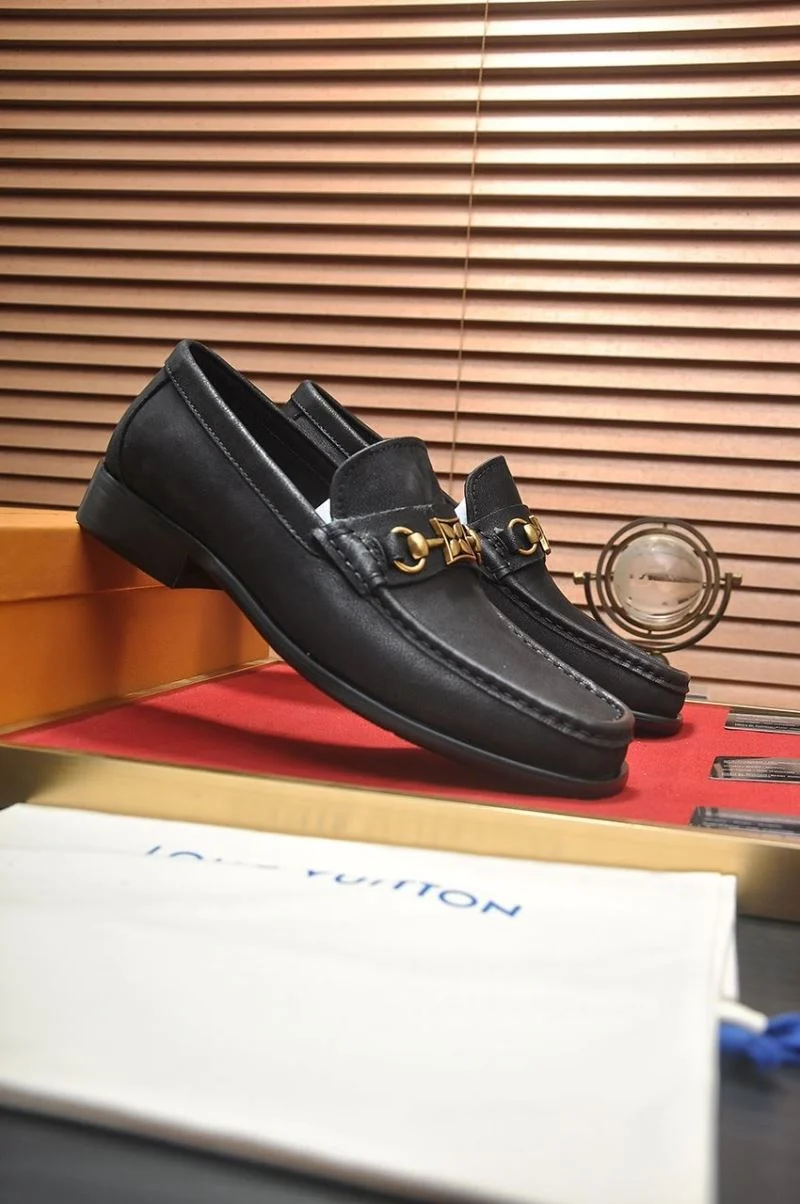 Louis Vuitton Business Shoes Trendsetting 33191