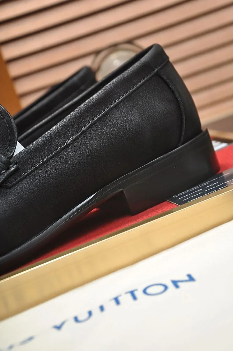 Louis Vuitton Business Shoes Trendsetting 33191