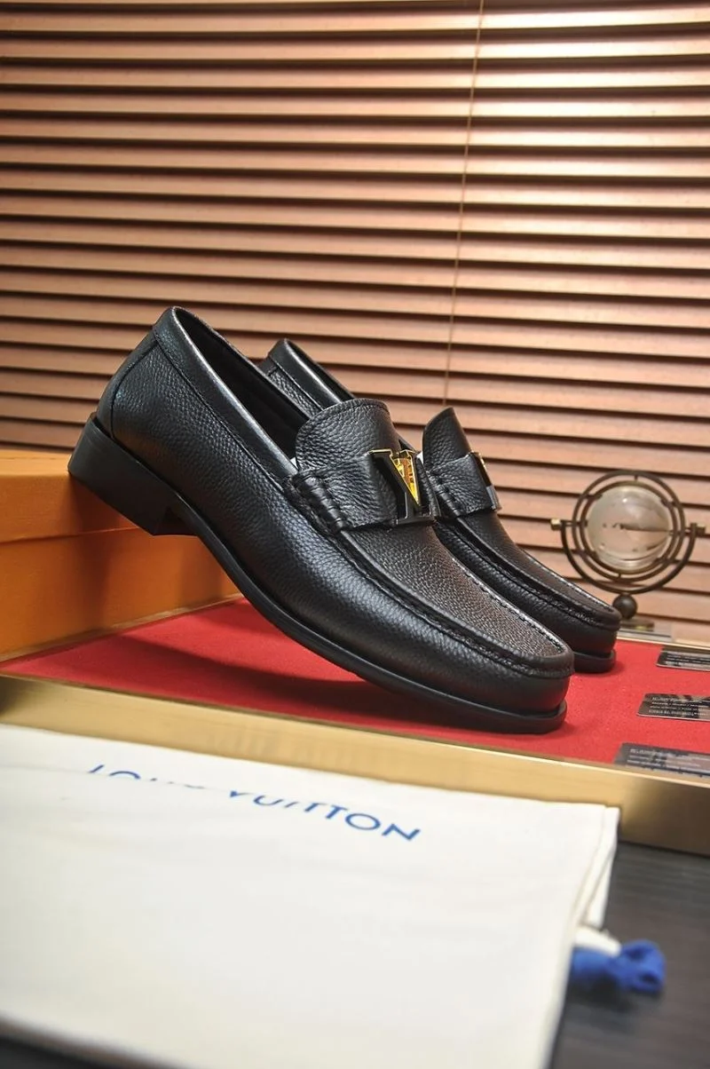Louis Vuitton Business Shoes Upgraded 33179