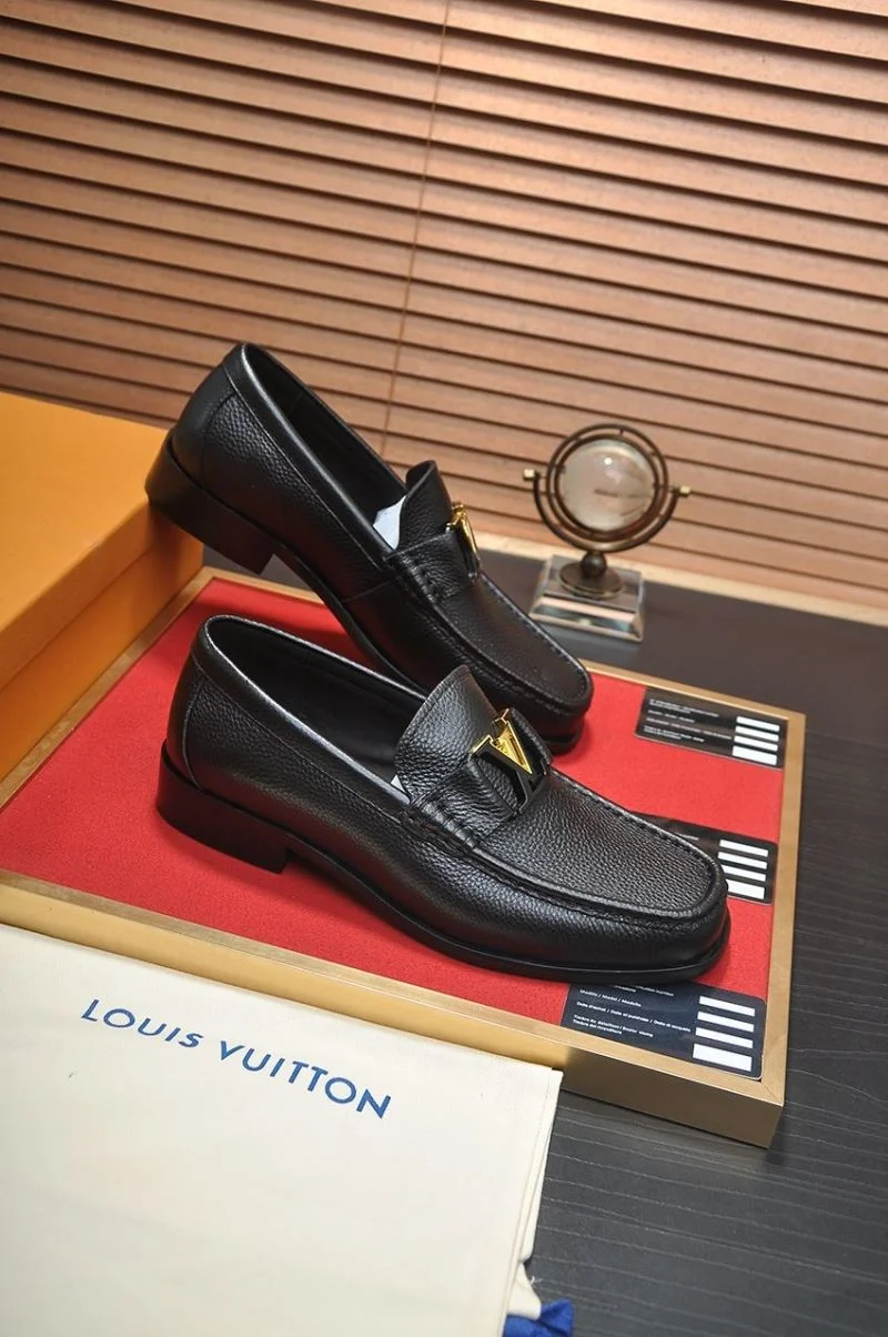 Louis Vuitton Business Shoes Upgraded 33179