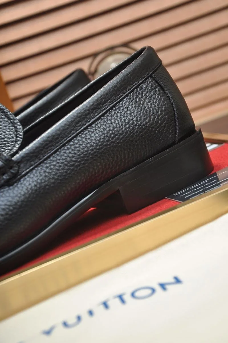 Louis Vuitton Business Shoes Upgraded 33179