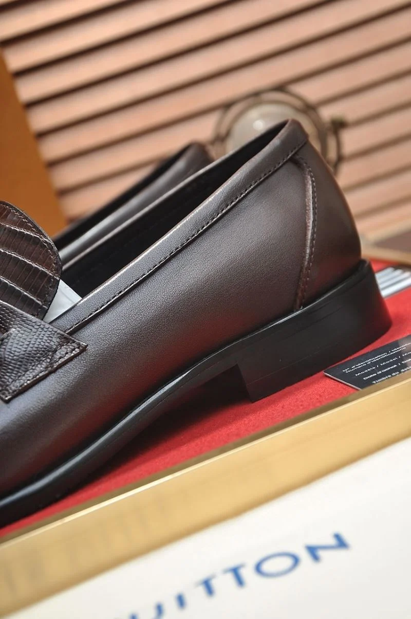 Louis Vuitton Business Shoes EasyCare 33177
