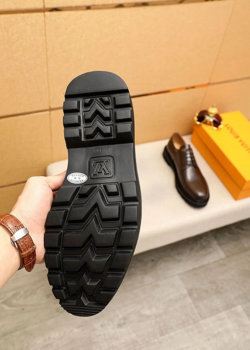 Compact Louis Vuitton Business Shoes 33153