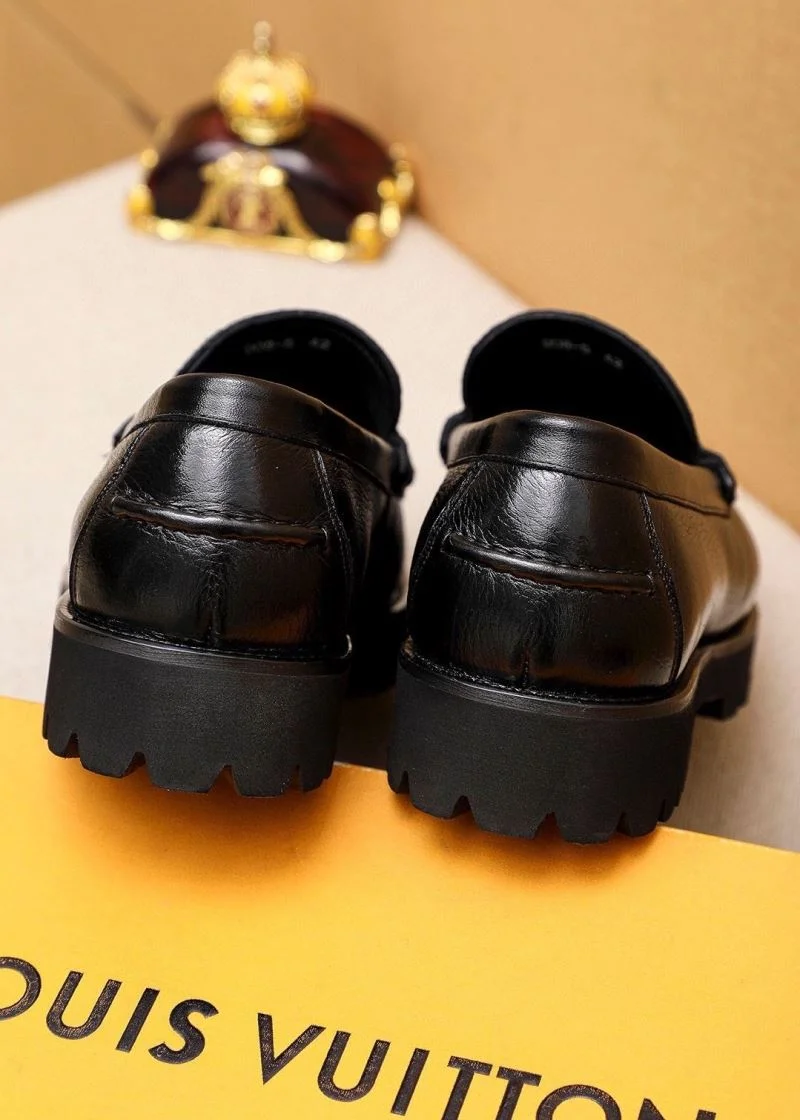 Louis Vuitton Business Shoes Youthful 33139