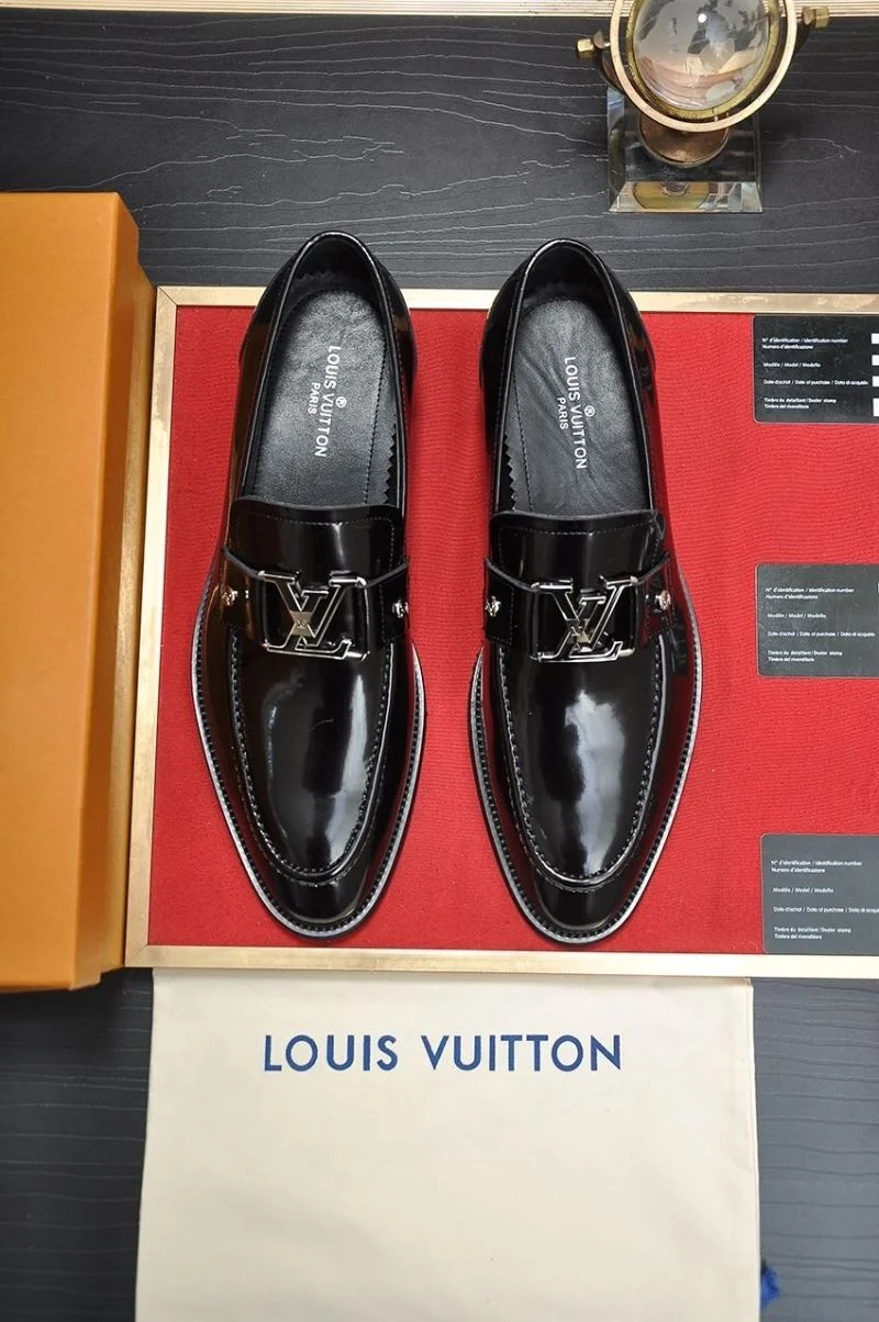 SportInspired Louis Vuitton Business Shoes 33150