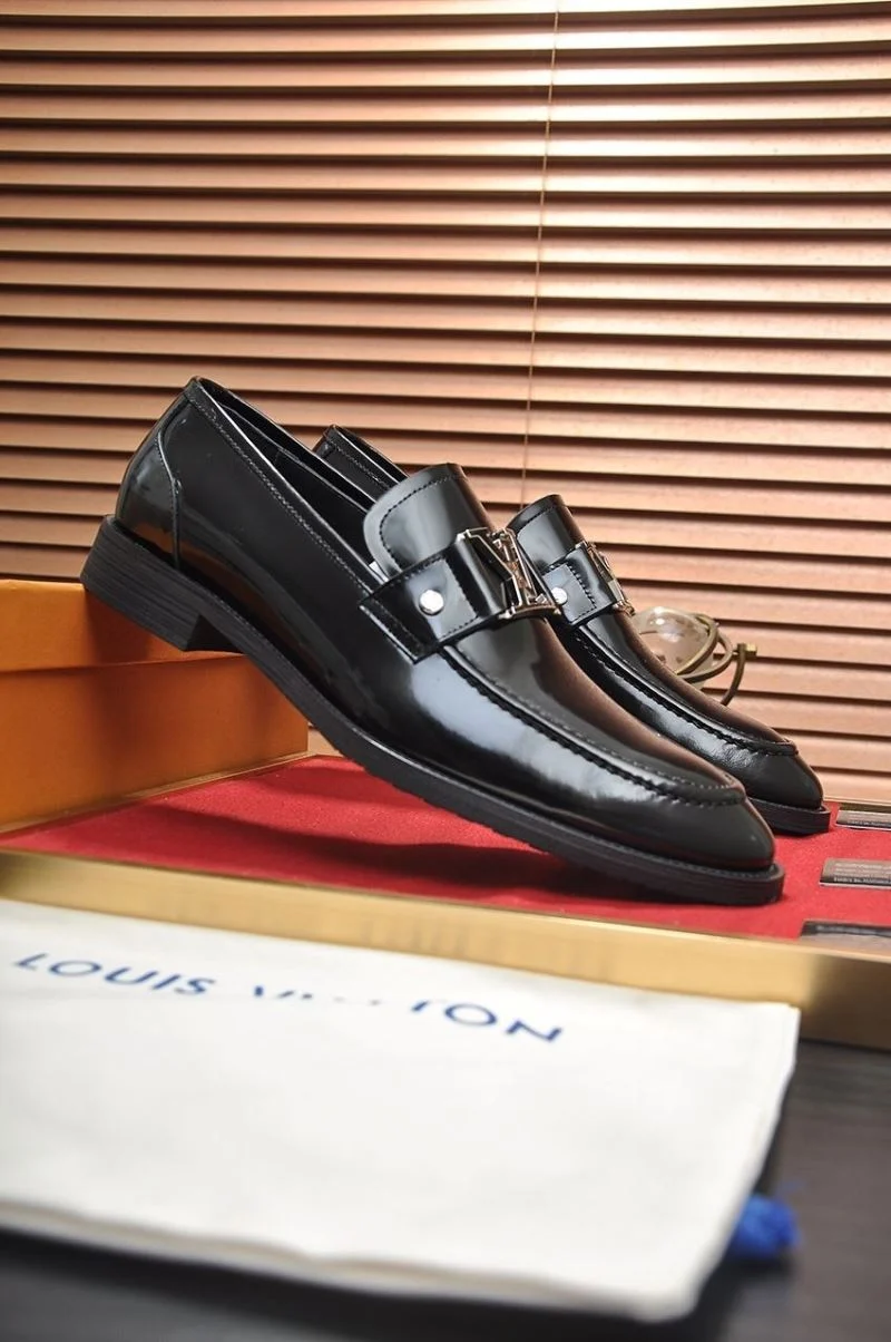 SportInspired Louis Vuitton Business Shoes 33150