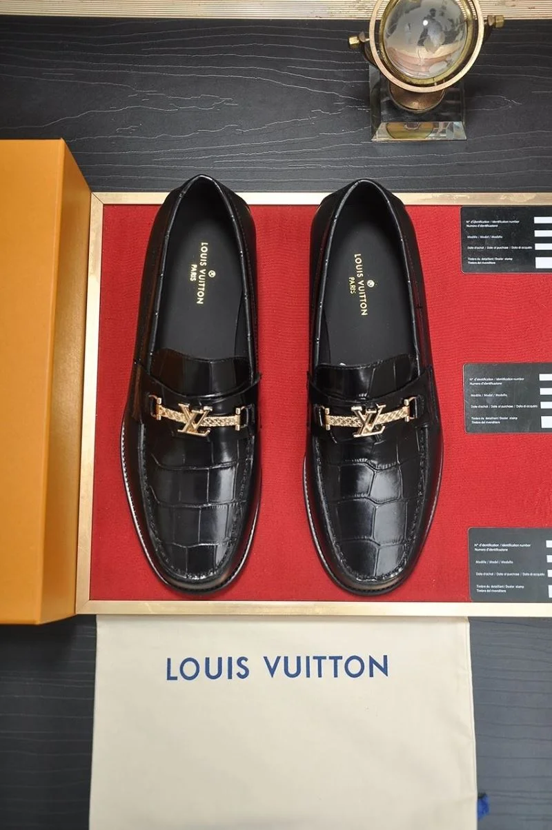 Fashionable Louis Vuitton Business Shoes 33123
