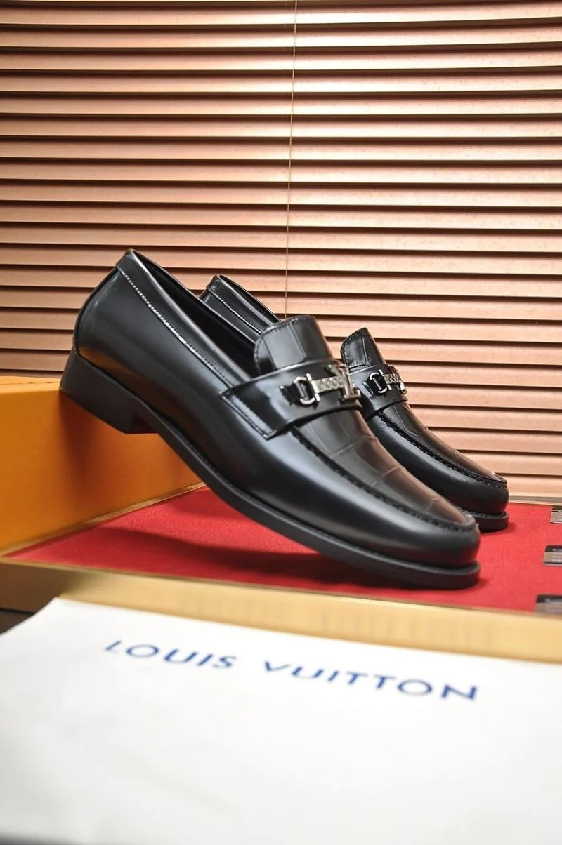 DailyWear Louis Vuitton Business Shoes 33114