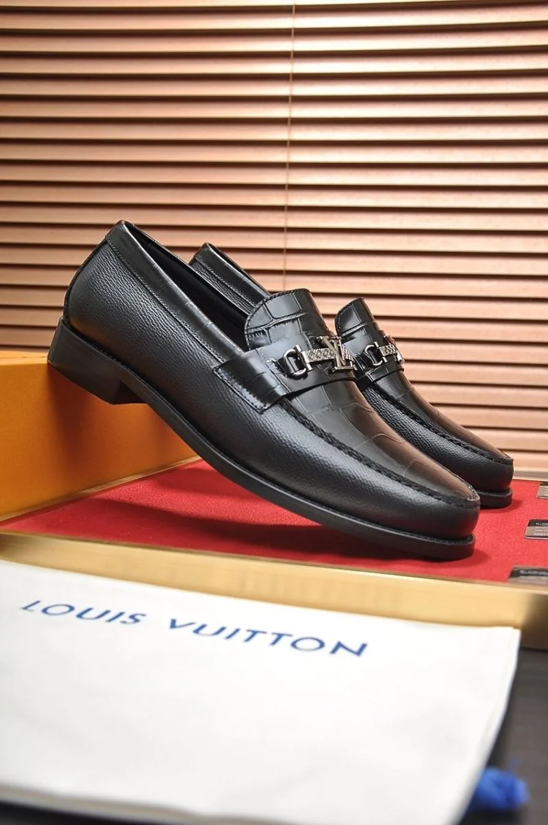 Louis Vuitton Business Shoes Minimalist 33115