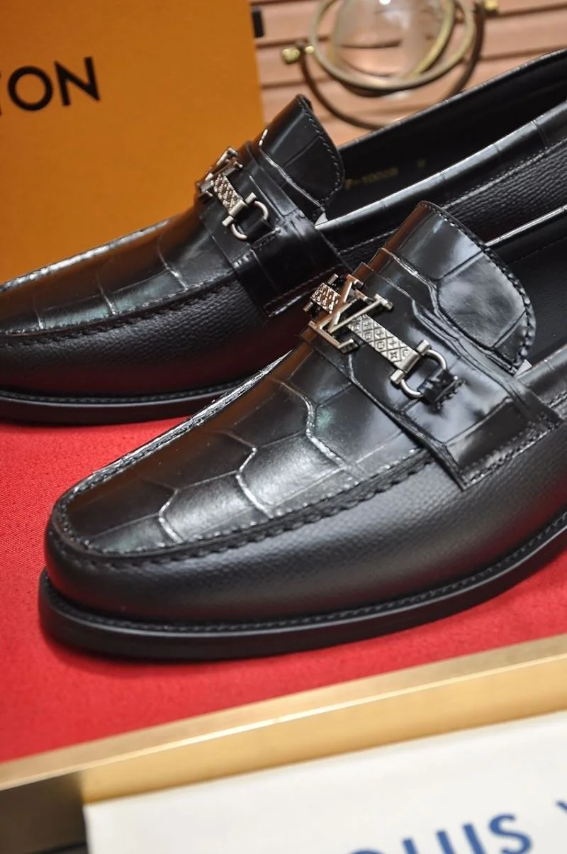 Louis Vuitton Business Shoes Minimalist 33115