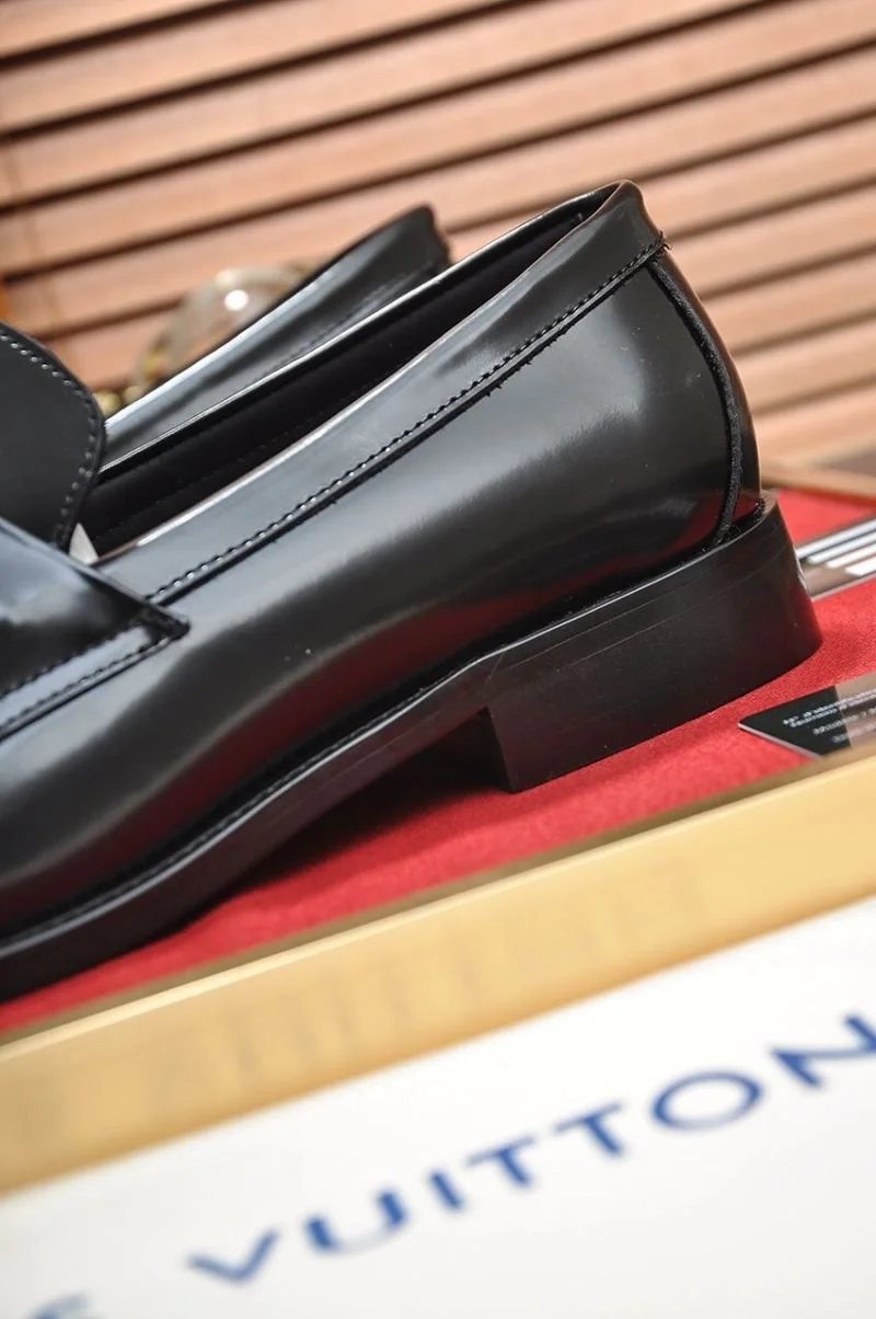 Louis Vuitton Business Shoes Sustainable 33113
