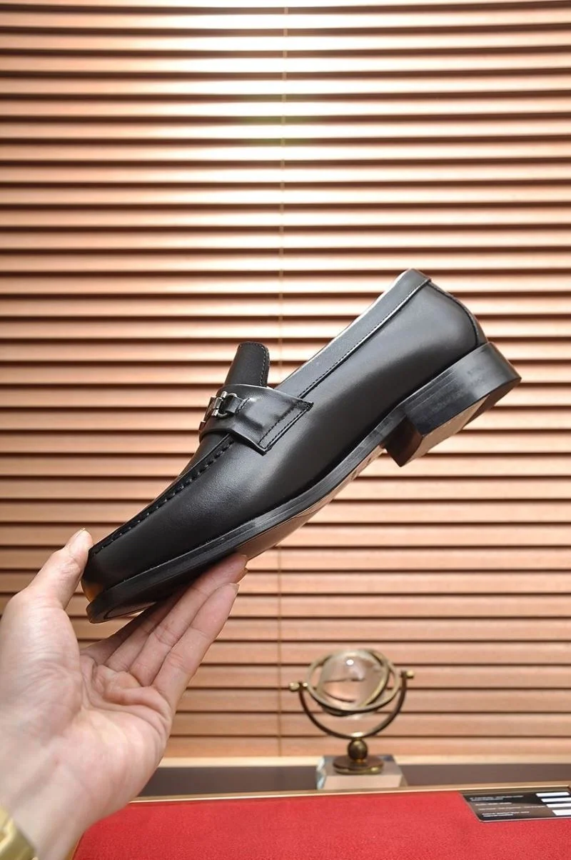 Louis Vuitton Business Shoes Sophisticated 33111