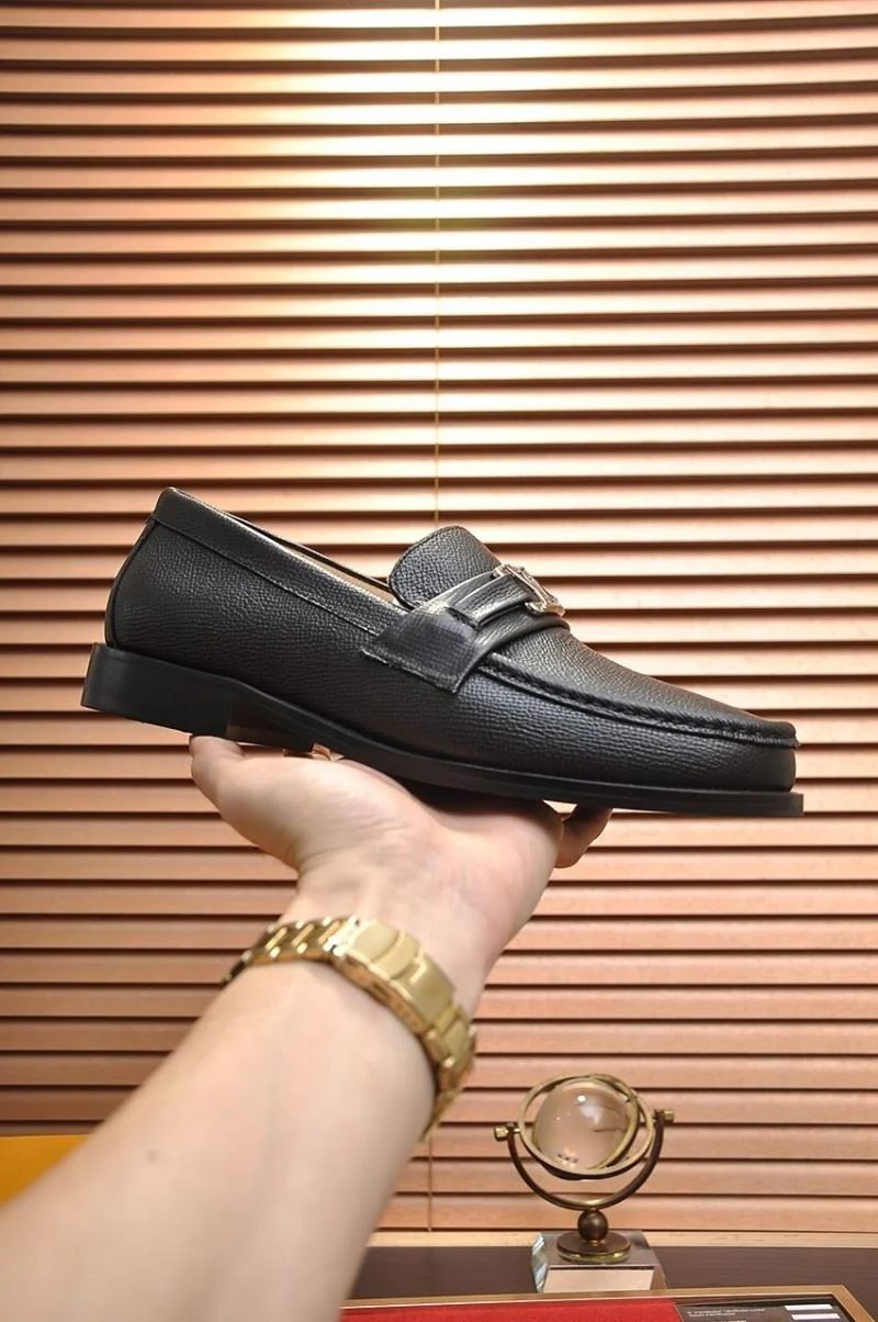 MoistureWicking Louis Vuitton Business Shoes 33106