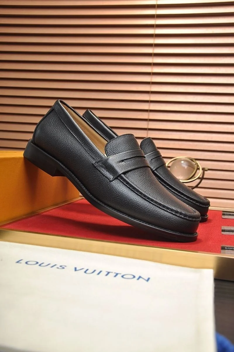 Resilient Louis Vuitton Business Shoes 33102