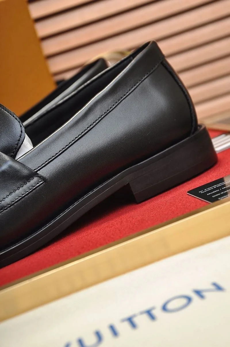 Louis Vuitton Business Shoes SmoothTexture 33108