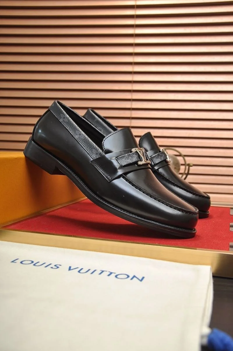 Louis Vuitton Business Shoes EasyCare 33101