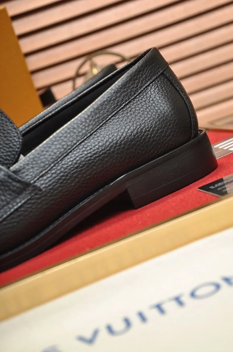 SmoothTexture Louis Vuitton Business Shoes 33085