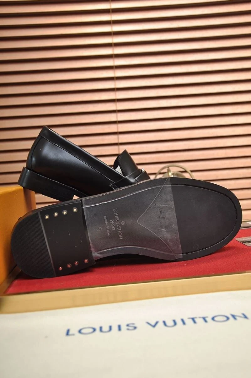 Louis Vuitton Business Shoes Chic 33109