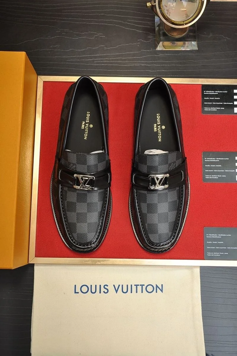 Louis Vuitton Business Shoes FastDry 33095