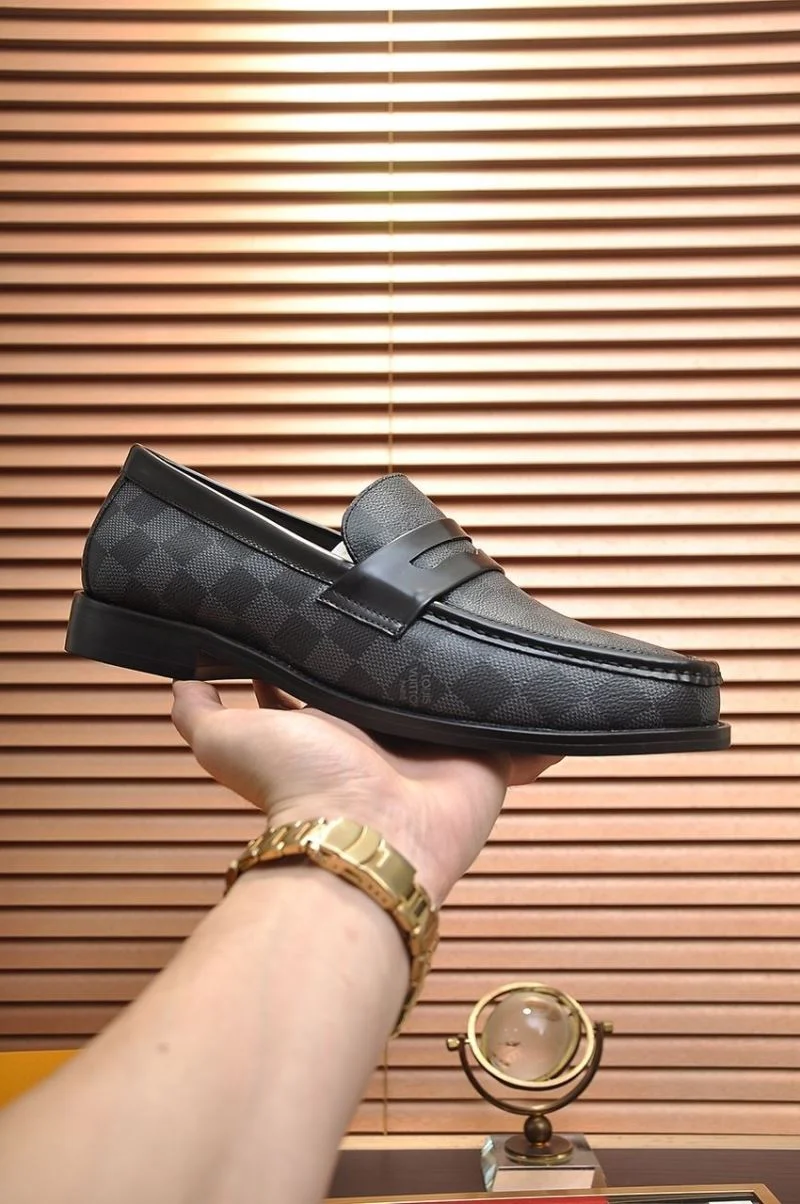 Bright Louis Vuitton Business Shoes 33091