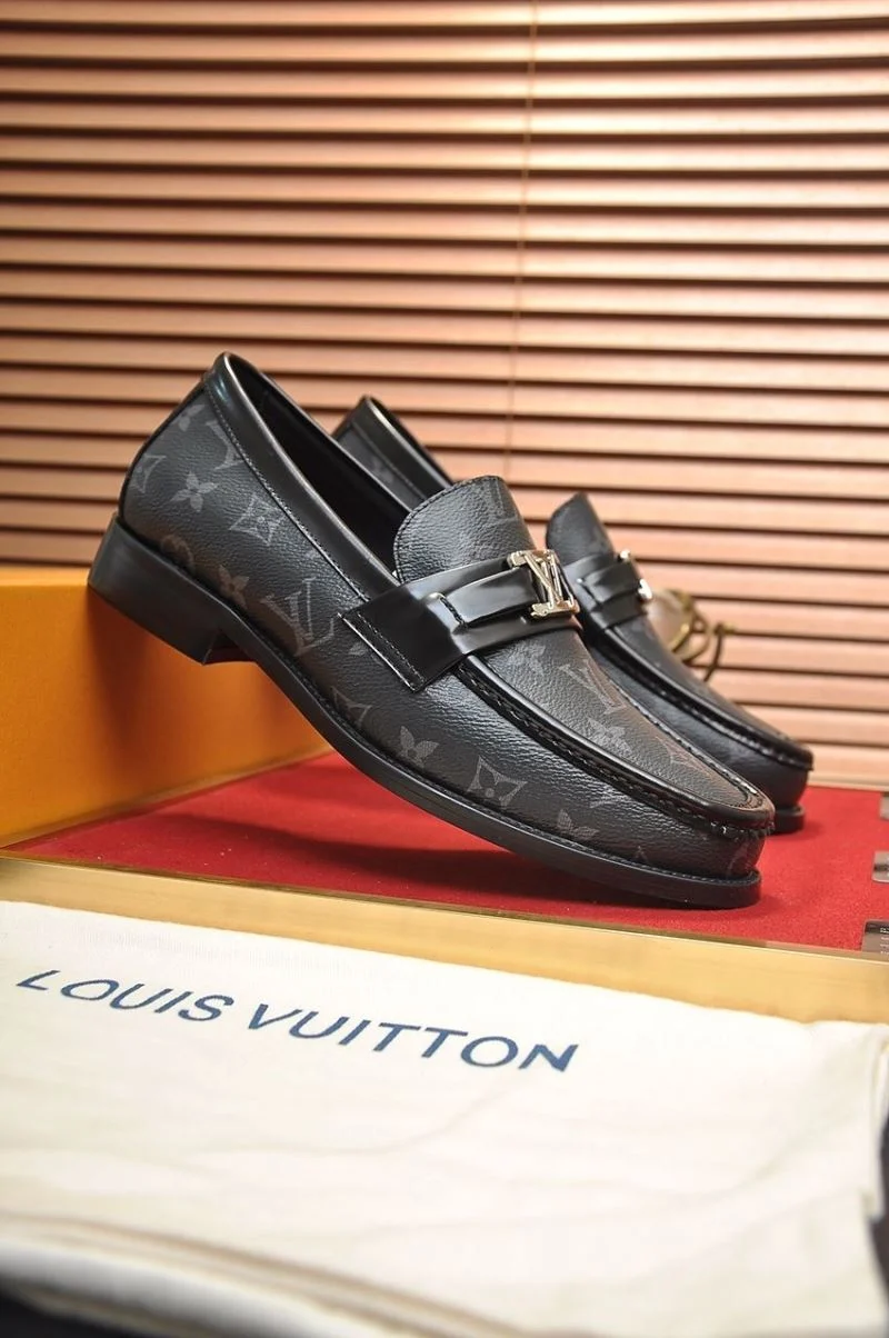 Breathable Louis Vuitton Business Shoes 33097