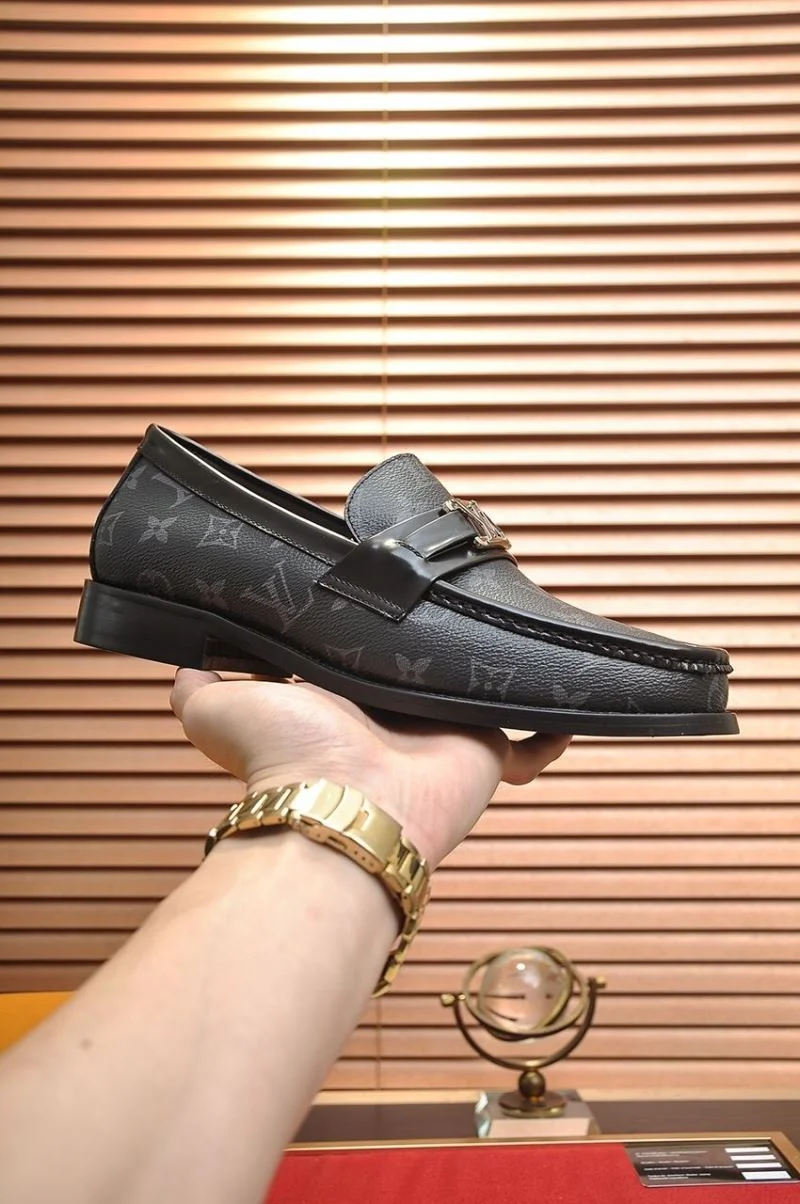 Breathable Louis Vuitton Business Shoes 33097