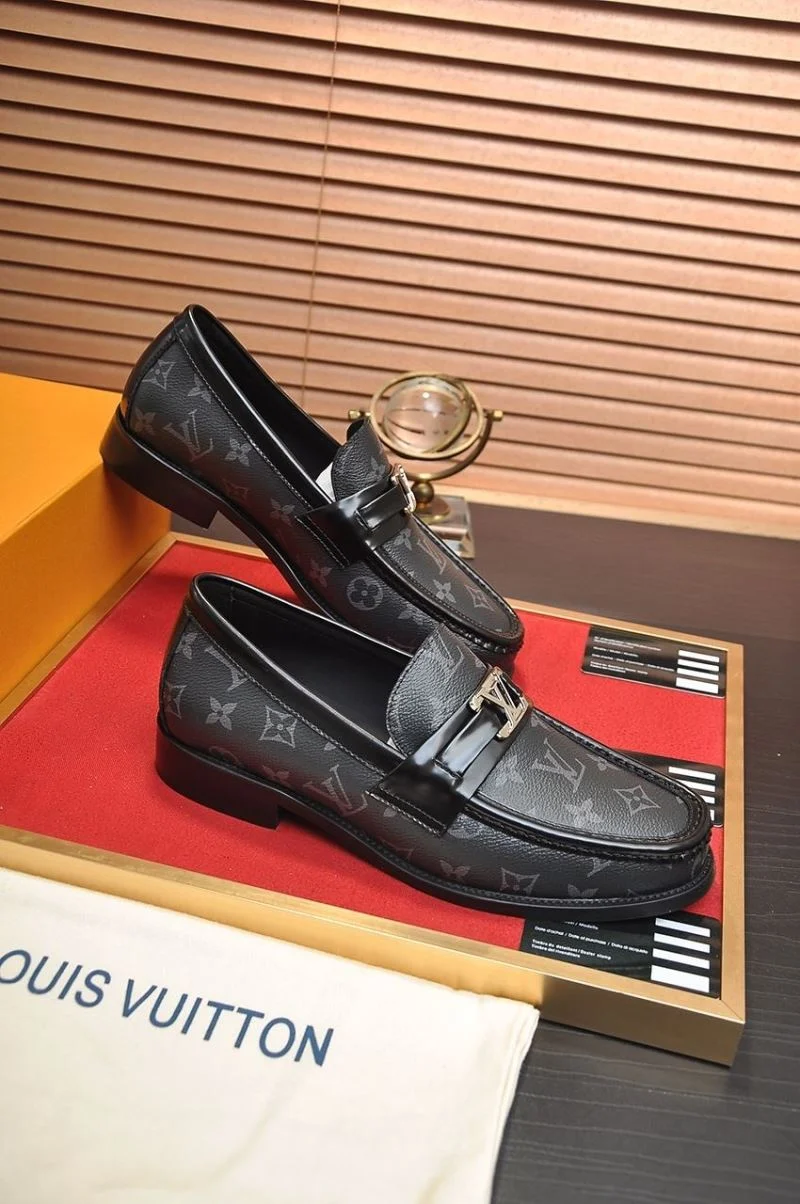 Breathable Louis Vuitton Business Shoes 33097