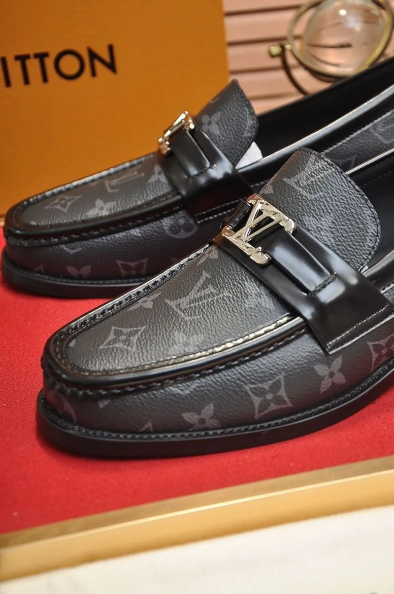Breathable Louis Vuitton Business Shoes 33097