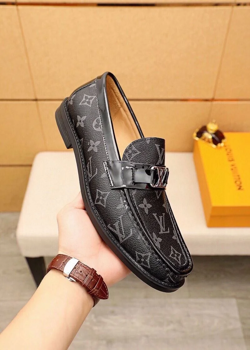 Modern Louis Vuitton Business Shoes 33105