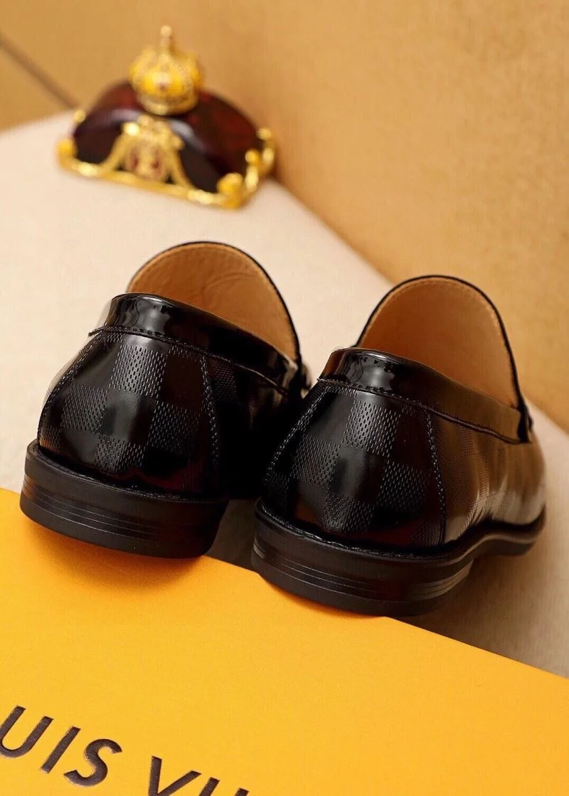 ModernLook Louis Vuitton Business Shoes 33090