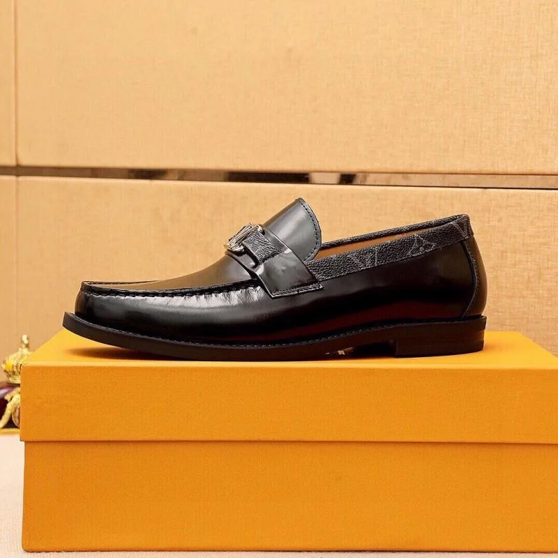 Louis Vuitton Business Shoes Compact 33076