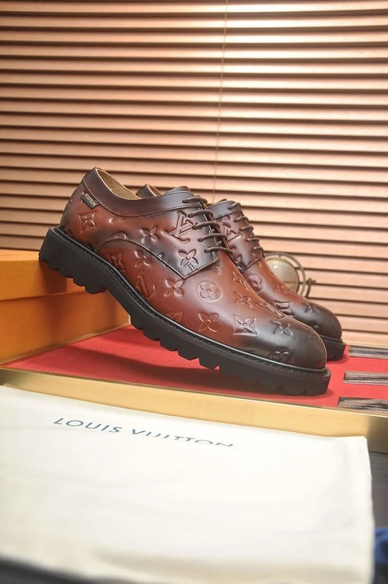 Louis Vuitton Business Shoes Fashionable 33081