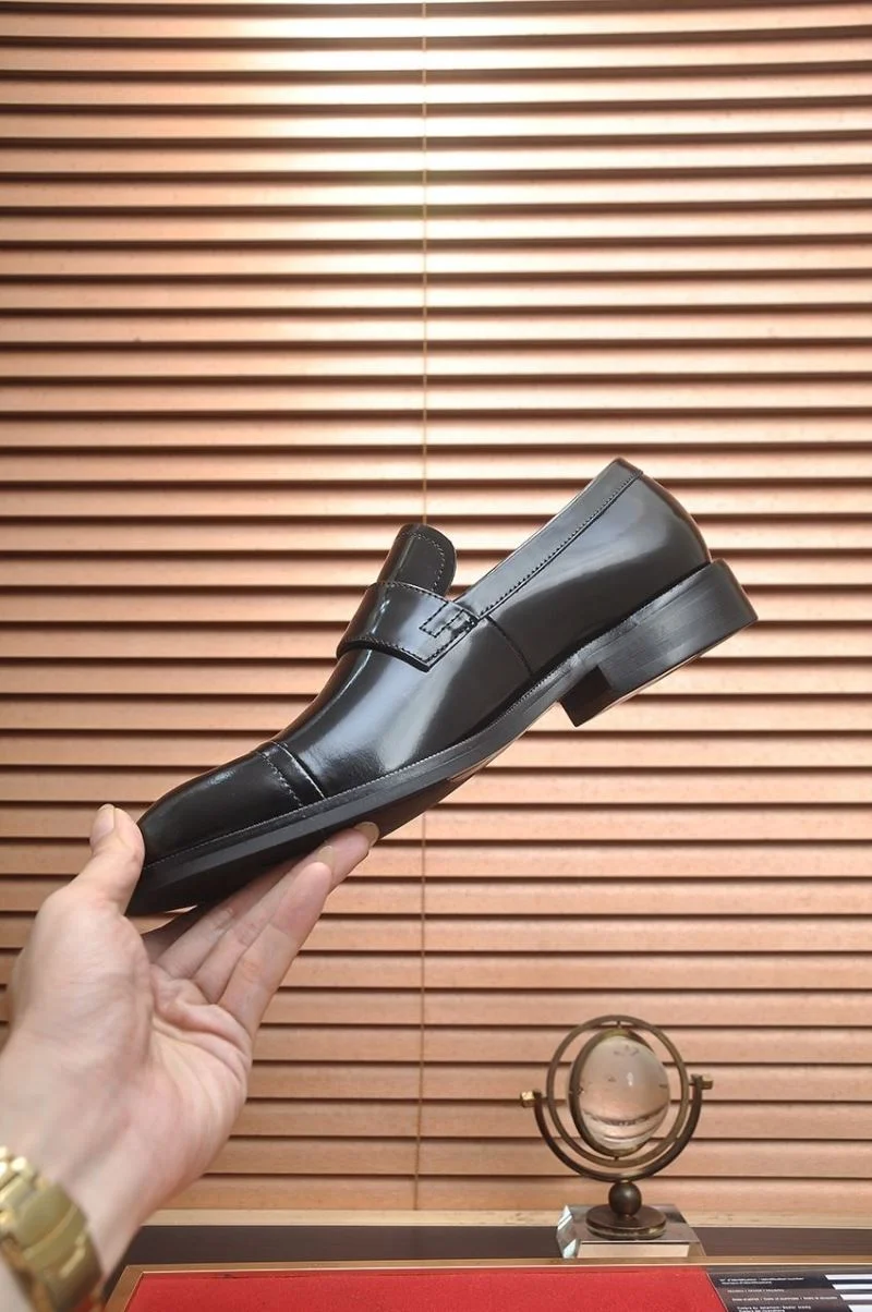 Sporty Louis Vuitton Business Shoes 33070